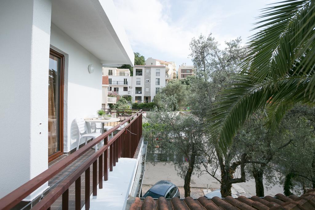 Milan'S Apartments Sveti Stefan Dış mekan fotoğraf