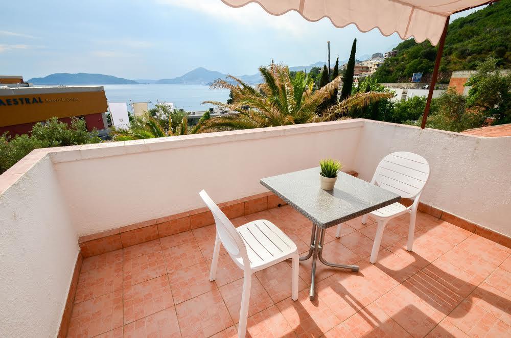 Milan'S Apartments Sveti Stefan Dış mekan fotoğraf